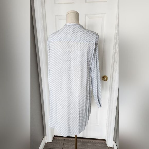 NWOT H&M blue and white striped tunic - Size 8 - Picture 7 of 9